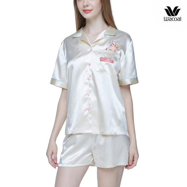 Wacoal Sleepwear Millie & Friends วาโก้ ชุดนอน รูปแบบเสื้อแขนสั้น กางเกงขาสั้น รุ่น WN7D21