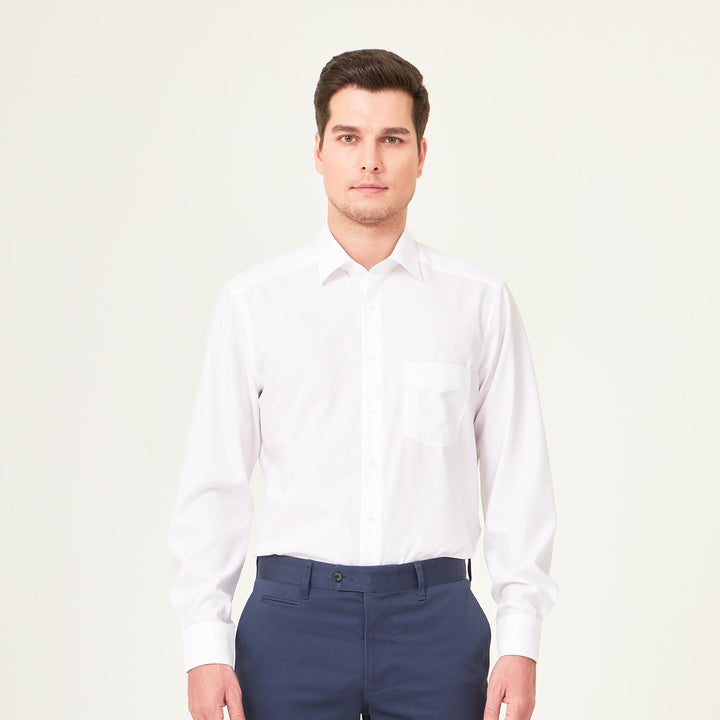 OLYMP LUXOR Shirt เสื้อเชิ้ตสีขาว ผ้าเท็กเจอร์ลายก้างปลา ทรงหลวม ใส่สบาย รีดง่าย 