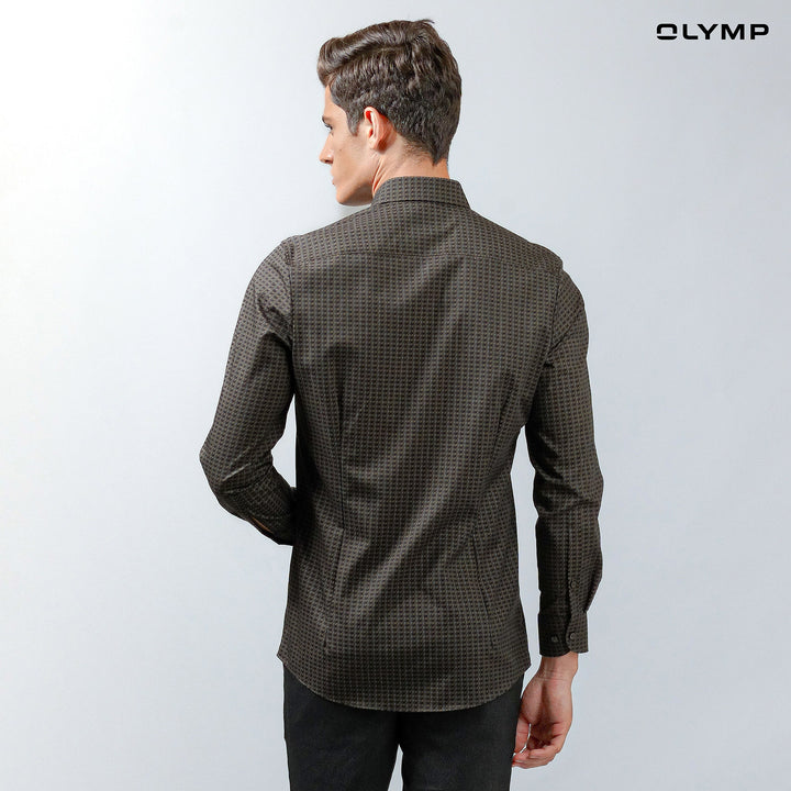 OLYMP  Level Five Shirt เสื้อเชิ้ตรักษ์โลก สีน้ำตาล พิมพ์ลายกราฟิก ทรงพอดีตัว ยืดหยุ่นได้ดี รีดง่าย AUTU23 