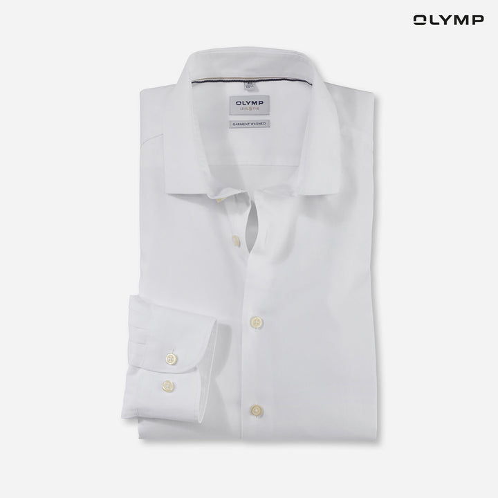 OLYMP  Garment Washed Level Five Shirt เสื้อเชิ้ตชาย สีขาว ทรงพอดีตัว ยืดหยุ่นได้ดี รีดง่าย AUTU23 