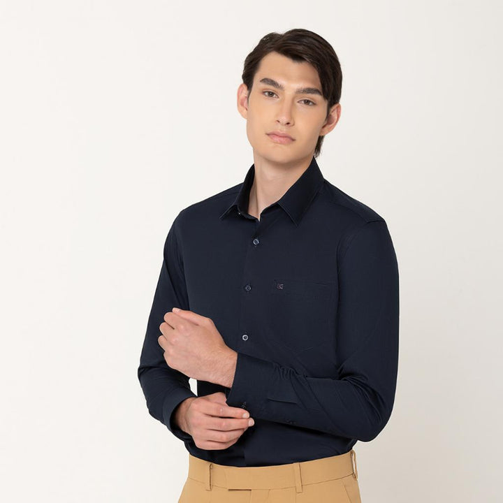 Guy Laroche เสื้อเชิ้ต PET แขนยาวสีดำ ทรง SLIM FIT รุ่น BAB6200W5BL ICCSHOPPING