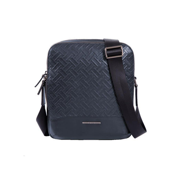 Guy Laroche กระเป๋าสะพายผู้ชาย แบบ Cross Body รุ่น MGC0323CW5 - สีกรมท่า ICCSHOPPING