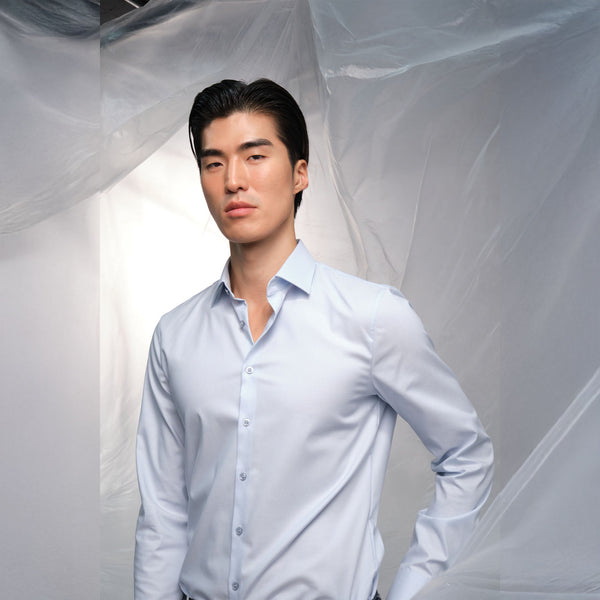 OLYMP  No. Six Shirt เสื้อเชิ้ตชาย สีฟ้า  ทรงเข้ารูป ยืดหยุ่นได้ดี รีดง่าย SPRI25 เสื้อทำงาน  เสื้อเชิ้ตทำงาน ICCSHOPPING