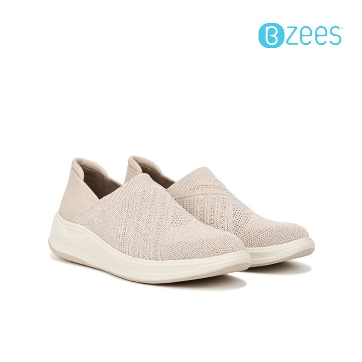 BZEES by NATURALIZER รองเท้ารุ่น Triumph Slip On [NIS22] 