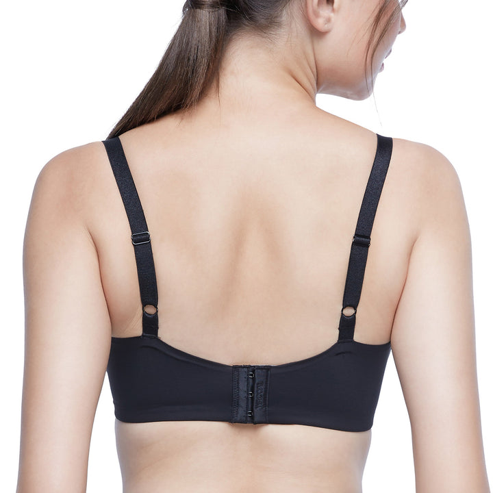 Wacoal Curve Diva Wireless Bra Cool บราไร้โครง เก็บกระชับ สาวคัพใหญ่ รุ่น WB7539 Wacoal