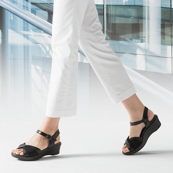 AKAISHI Shoes รองเท้า Comfort รุ่น Backbelt (JAS06) 