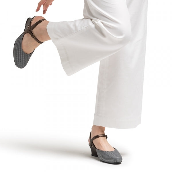 AKAISHI Shoes รองเท้า Comfort รุ่น Sling Mesh (JAS08) 