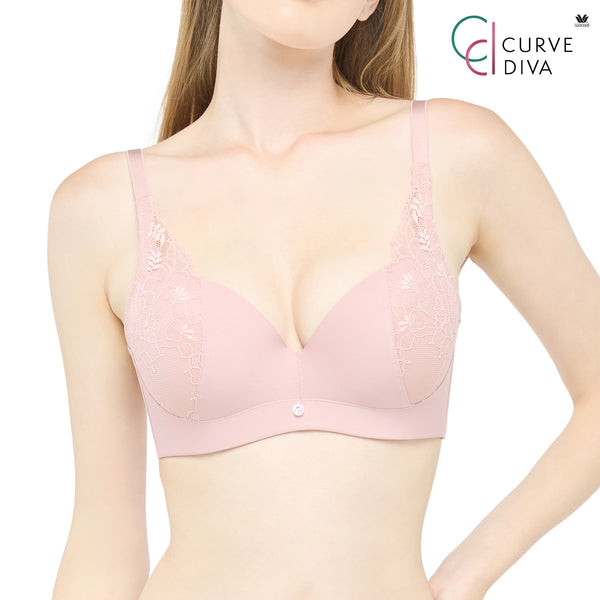Wacoal Curve Diva Underwire Bra บรามีโครง เก็บกระชับ สาวพลัสไซซ์ รุ่น WB7987 