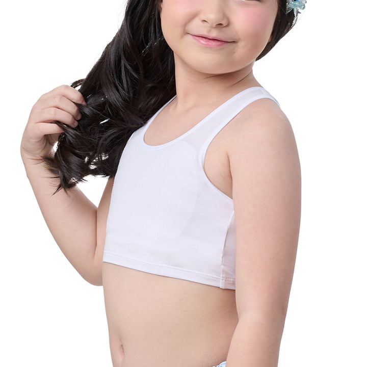Wacoal Bloom Step 1 ชุดชั้นในสำหรับเด็ก เสื้อกล้ามครึ่งตัวแบบเรียบ รุ่น WH6K23 Wacoal