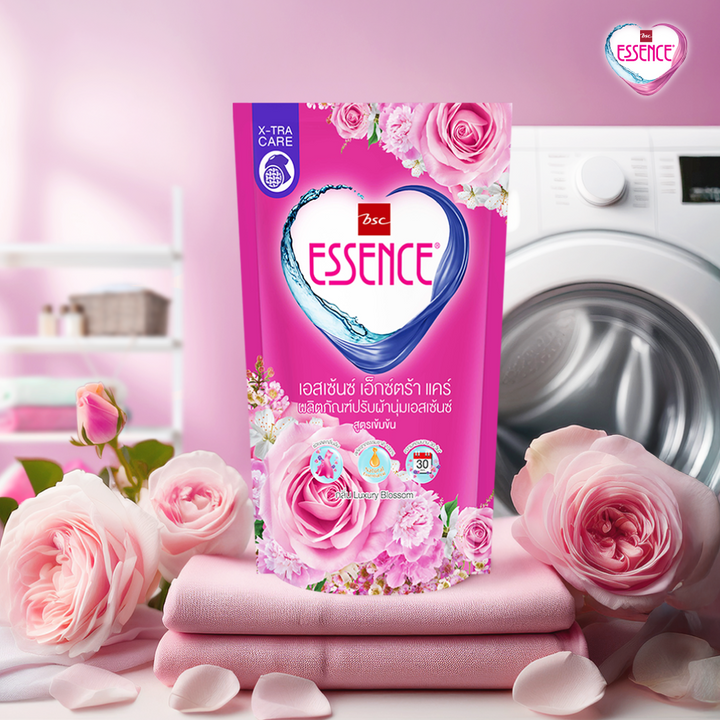 ESSENCE เอสเซ้นซ์ เอ็กซ์ตร้าแคร์ ผลิตภัณฑ์ปรับผ้านุ่ม เอสเซ้นซ์ สูตรเข้มข้น  550 มล. มี 3 กลิ่น (1 ลัง บรรจุ 12 ถุง) ESSENCE