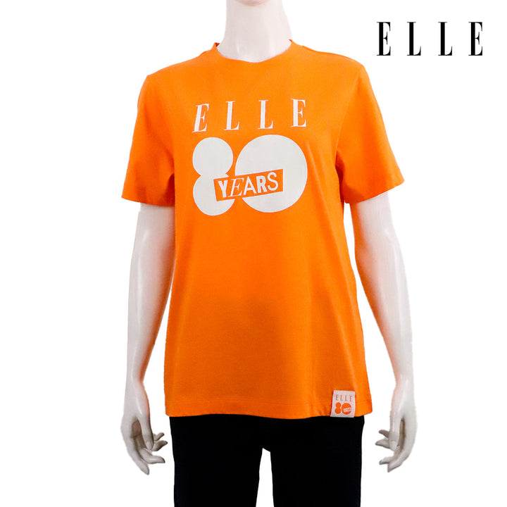 ELLE เสื้อยืด T-SHIRT ผ้า COTTON แขนสั้น ทรง BASIC สกรีนลายกราฟฟิค ELLE LIMITED EDITION COLLECTION ELLE 80 YEARS รุ่น W3K720 ELLE