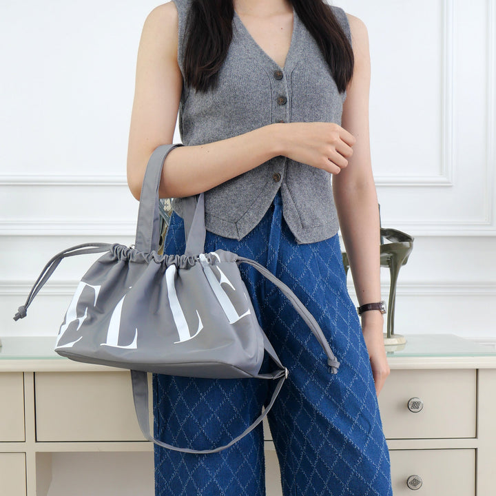 ELLE POUCHY กระเป๋าสะพาย ผ้าไนลอน มีให้เลือก 4 สี  รุ่น EWG004525 Elle