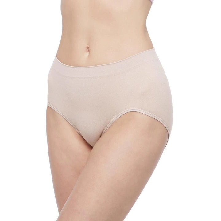 Wacoal Panty Half Skin กางเกงใน ไร้ตะเข็บ ครึ่งตัว 1 Pack 3 pcs รุ่น WU3771/WU3T71 Wacoal