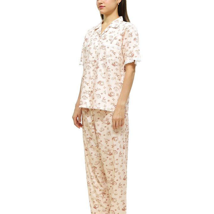 Wacoal CAFE’ CATION ชุดนอนคอฮาวาย แขนสั้น ขายาว พิมพ์ลาย Coffee&Bread รุ่น WN9E31 Wacoal