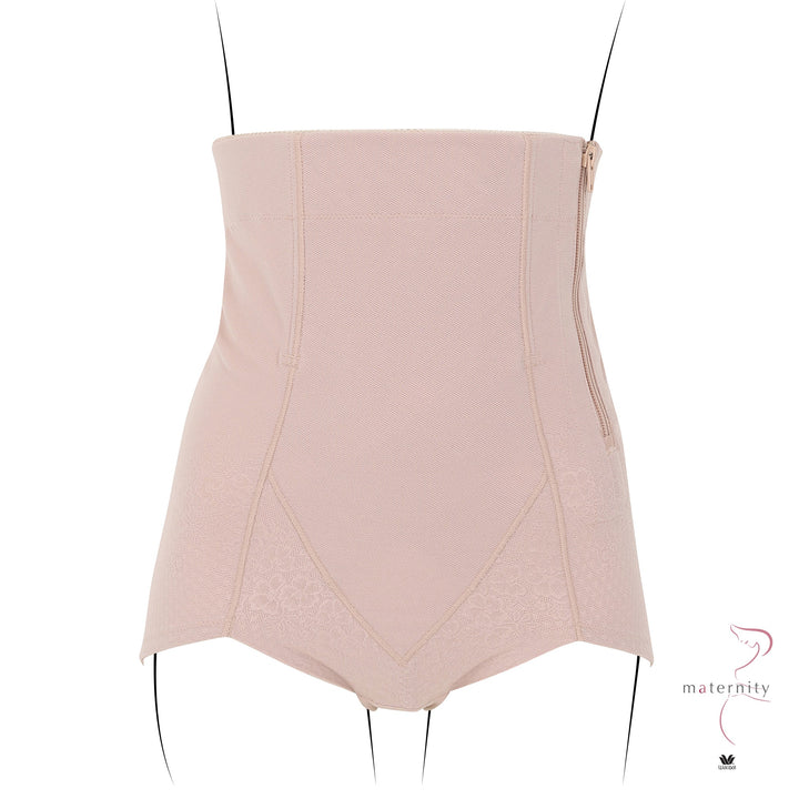 Wacoal Maternity Stay สเตย์สำหรับคุณแม่หลังคลอด รูปแบบขาสั้นเอวสูง รุ่น WM2060 Wacoal