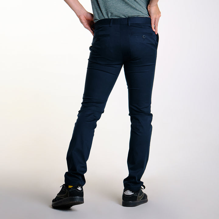 era-won กางเกงสแลคขายาว Workday Lightweight ทรง Super Skinny สี Navy 