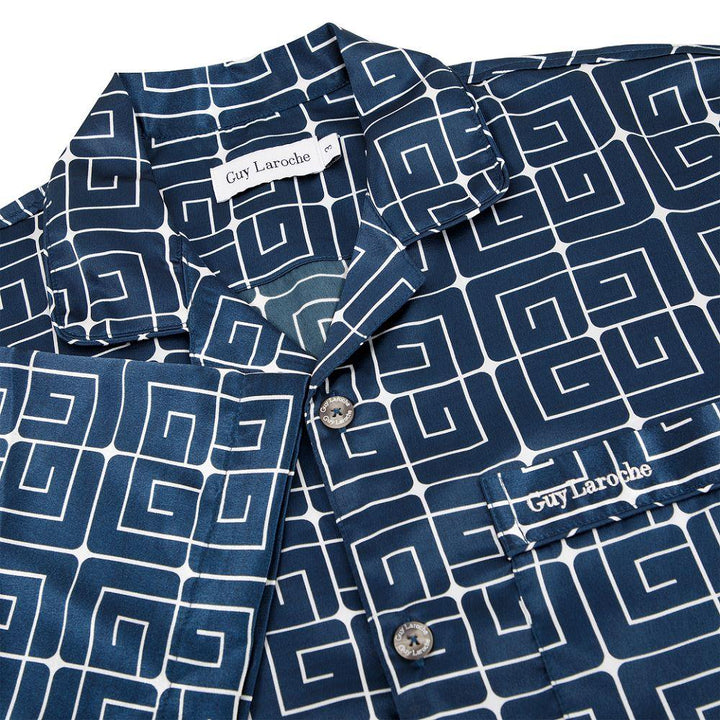Guy Laroche ชุดนอนผ้าซาติน คอปก แขนสั้น ขายาว พิมพ์ลาย รุ่น JPP7522W4 ICCSHOPPING