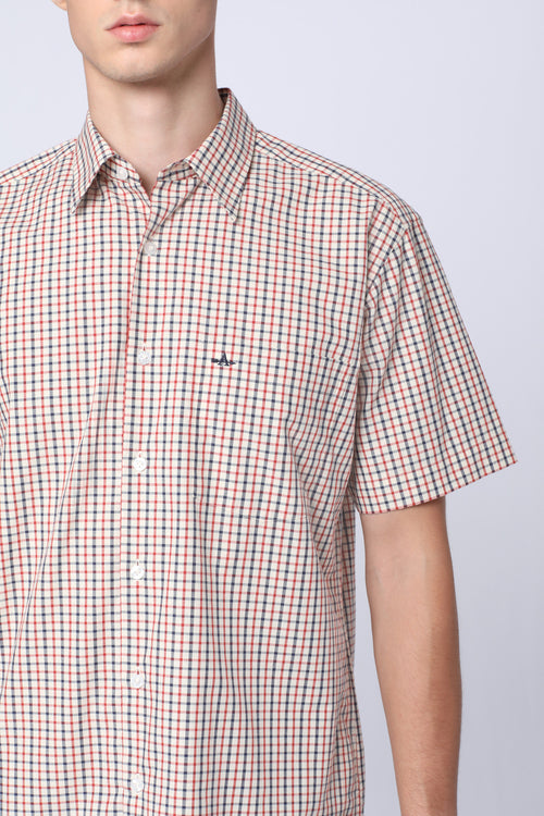 ARROW Classic Check Cotton Shirt เสื้อเชิ้ตแขนสั้น ลายตารางคลาสสิก ทรง Comfort MACC10E-CR 