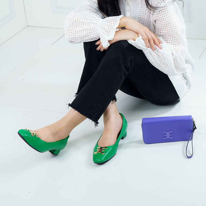 ELLE SHOES รองเท้าหนังแกะ ทรงส้นเหลี่ยม LAMB SKIN COMFY COLLECTION รุ่น Block heel สีเขียว ELB003 Elle