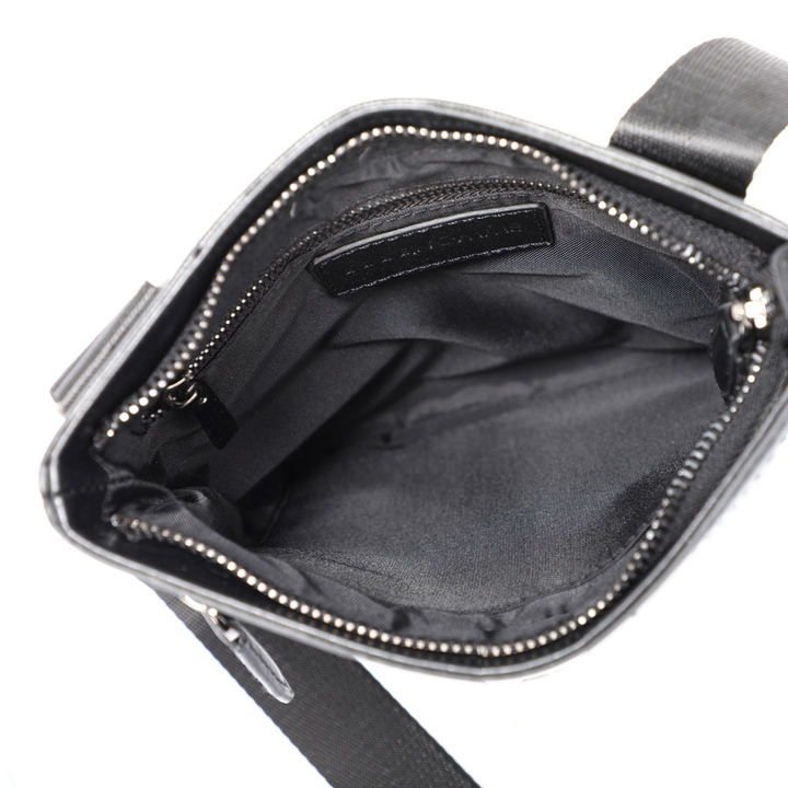 ELLE HOMME กระเป๋าทรง Clutch สไตล์ modern อัดลายโลโก้ Elle Homme สีดำ W8H008 ELLE HOMME
