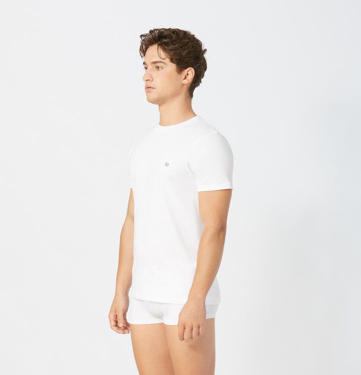 Guy Laroche เสื้อ T-Shirt ผ้า 100% Cotton คอกลมเนื้อแน่นนุ่มสบาย รุ่น(JVU2401R4) ICCSHOPPING