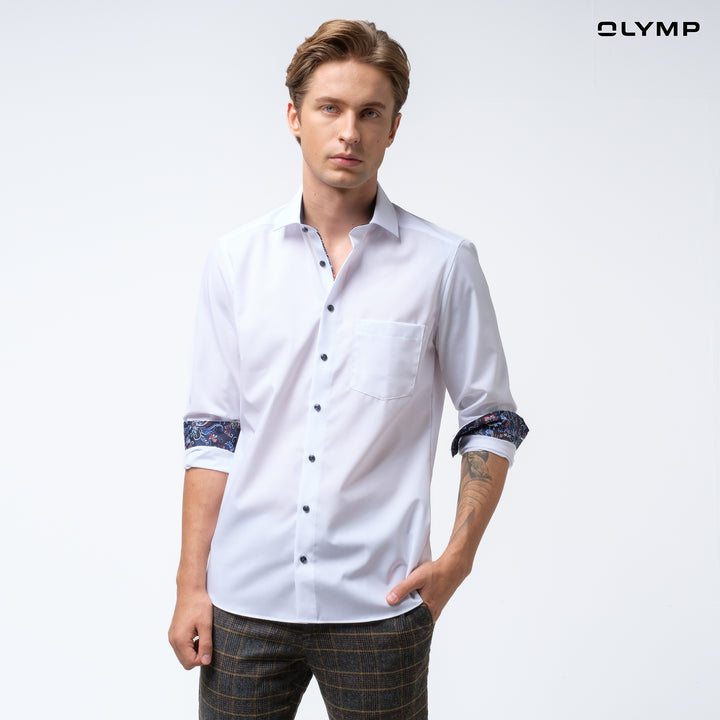OLYMP  LUXOR Shirt เสื้อเชิ้ตชาย สีขาว แต่งปกแขน และคอ ทรงหลวม ใส่สบาย รีดง่าย (SPRING24) SPRI24 