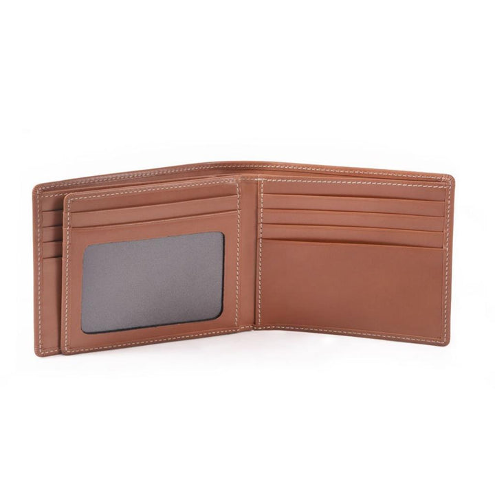 Guy Laroche กระเป๋าสตางค์หนังเรียบพับสั้น มีชิ้นเครดิต สีน้ำตาล (BW12643W5BRS1) ICCSHOPPING