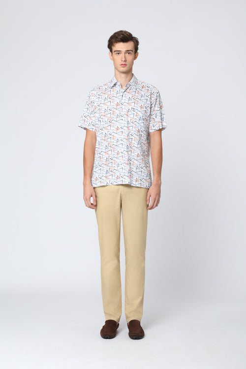 ARROW Geo Breeze Cotton Shirt เสื้อเชิ้ตแขนสั้น ลายกราฟิกเรขาคณิต ทรง Comfort MACC560 BU 