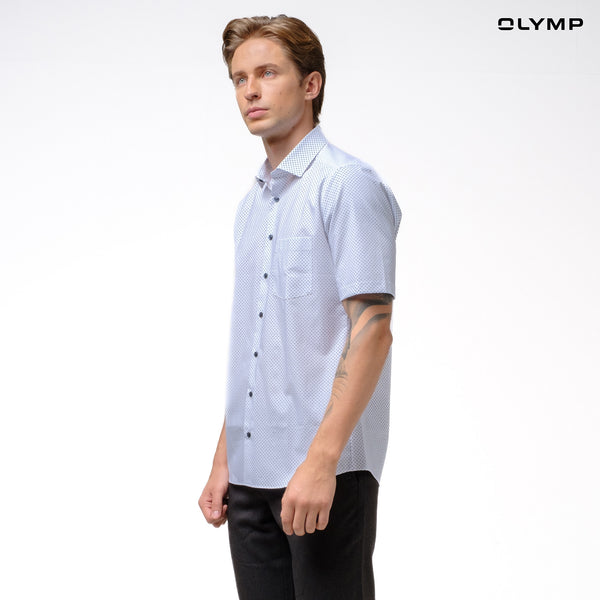 OLYMP  24/Seven DYNAMIC FLEX  LUXOR Shirt เสื้อเชิ้ตชายแขนสั้น สีขาว ลายพิมพ์มินิมัล ทรงหลวม ใส่สบาย รีดง่าย (SPRING24) SPRI24 