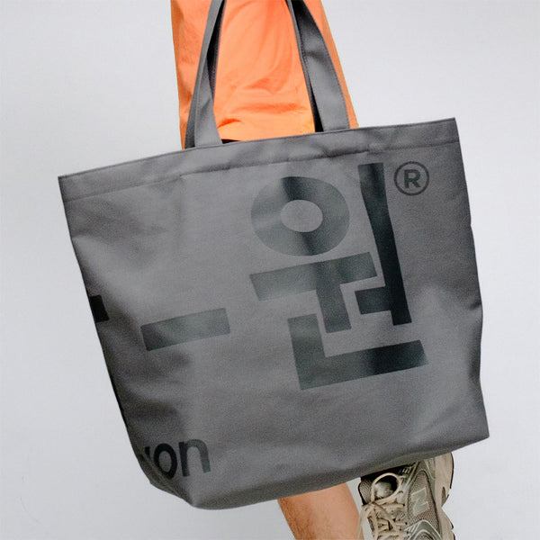 era-won กระเป๋าผ้า Jumbo tote-bag KOREA BAG สี Grey on Grey 