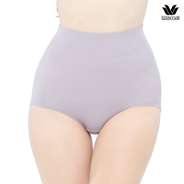 Wacoal Gold Panty กางเกงใน ขาสั้น รุ่น WO3117 