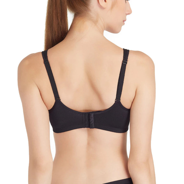 Wacoal Motion Wear Hard บราออกกำลังกาย รุ่น WR1483 Wacoal