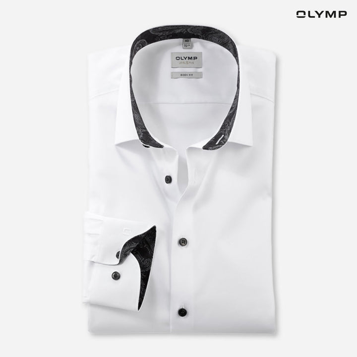 OLYMP  Level Five Shirt เสื้อเชิ้ตผู้ชายแขนยาว สีขาว ผ้าเรียบแต่งแขน ทรงพอดีตัว ยืดหยุ่นได้ดี รีดง่าย  AUTU24 