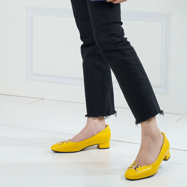 ELLE SHOES รองเท้าหนังแกะ ทรงส้นเหลี่ยม LAMB SKIN COMFY COLLECTION รุ่น Block heel สีเหลือง ELB003 Elle