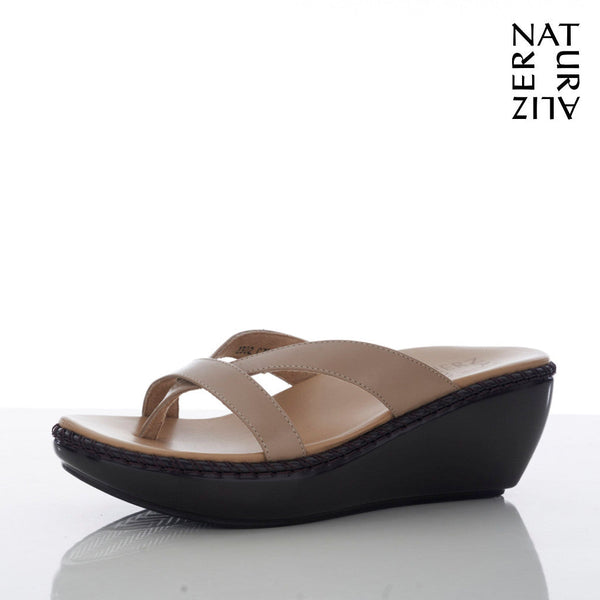 NATURALIZER รองเท้ารุ่น Border Stitch NAC34 ICCSHOPPING