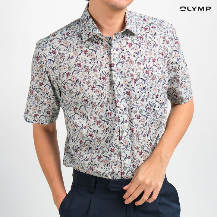 OLYMP  LUXOR Shirt เสื้อเชิ้ตผู้ชายแขนสั้น สีเขียวอ่อน พิมพ์ลายกราฟิกดอกไม้ ทรงหลวม ใส่สบาย รีดง่าย AUTU24 