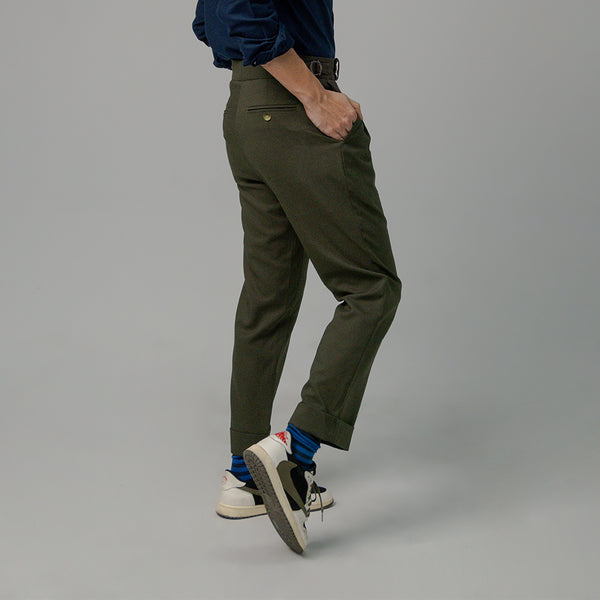 era-won กางเกงขายาว รุ่น Double Belts Trousers V2 ทรง Skinny Crop เอวสูง สี Olive (เขียวขี้ม้า) ผ้าใหม่ 