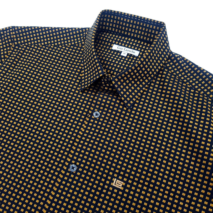 Guy Laroche เสื้อเชิ้ตลำลองแขนสั้นทรง SLIM FIT มีให้เลือก 2 สี สีดำ และ สีน้ำตาล BAC9200S4 ICCSHOPPING