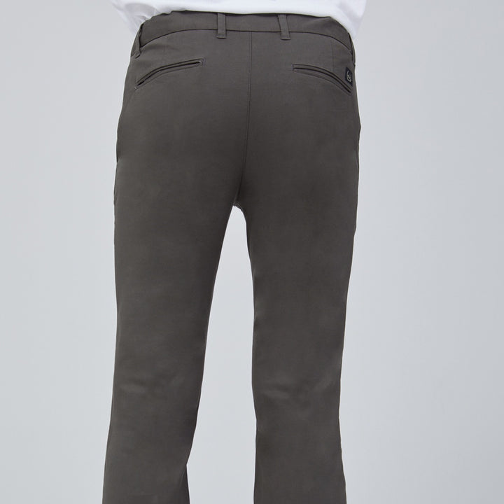 ARROW CHINO กางเกงชิโน่ ลำลองขายาว SMART Fit รุ่น Easy Move ปรับเอวได้ MECM9T5-OV สีเขียวขี้ม้า 