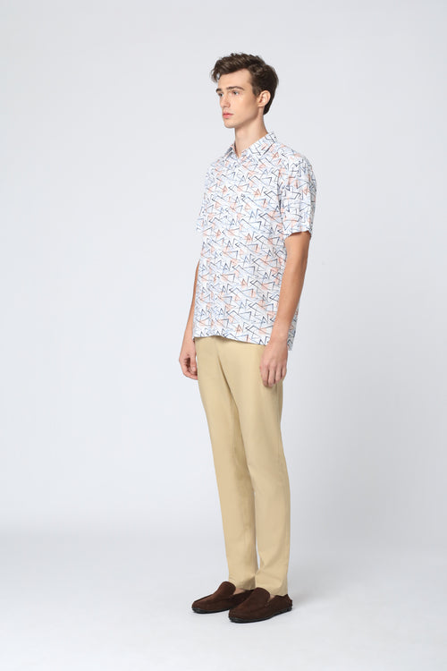 ARROW Geo Breeze Cotton Shirt เสื้อเชิ้ตแขนสั้น ลายกราฟิกเรขาคณิต ทรง Comfort MACC560 BU 