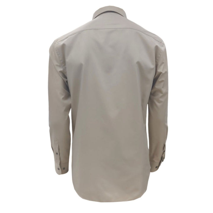 Guy Laroche เสื้อเชิ้ตแขนยาว คอปก สีพื้น ปักโลโก้ ทรง Slim Fit สีน้ำตาลอ่อน รุ่น BAB6254P5OT ICCSHOPPING