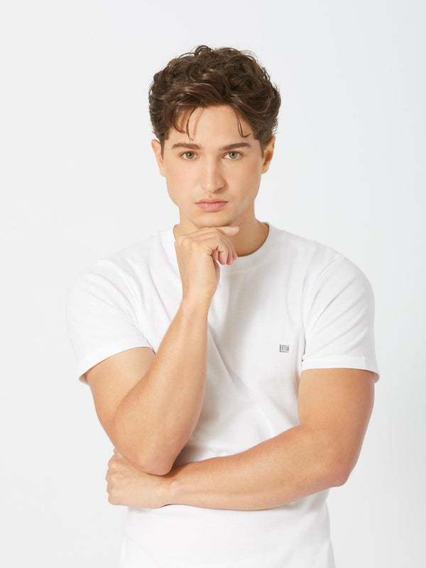 Guy Laroche เสื้อ T-Shirt ผ้า 100% Cotton คอกลมเนื้อแน่นนุ่มสบาย รุ่น(JVU2401R4) ICCSHOPPING