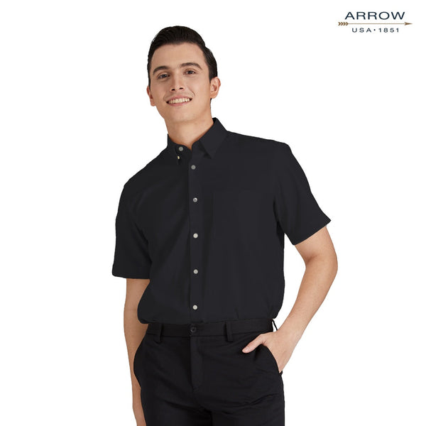 ARROW Wrinkle Free SHIRT รีดง่าย ยับยาก เสื้อเชิ้ตทำงานแขนสั้นสีดำ ทรง COMFORT FIT รหัส MACC635 BL