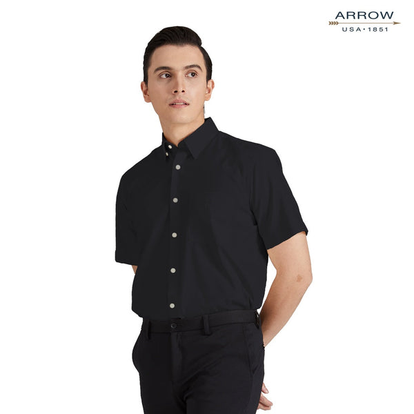 ARROW Wrinkle Free SHIRT รีดง่าย ยับยาก เสื้อเชิ้ตทำงานแขนสั้นสีดำ ทรง COMFORT FIT รหัส MACC635 BL ICCSHOPPING
