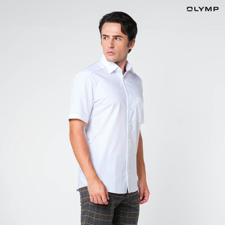 OLYMP LUXOR Shirt เสื้อเชิ้ตชาย แขนสั้น สีขาว ผ้าเรียบ ทรงหลวม ใส่สบาย รีดง่าย NOSLGR ICCSHOPPING
