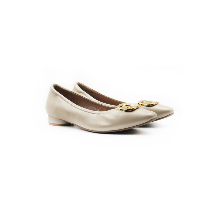 ELLE SHOES รองเท้าหุ้มส้นหัวมน หนังแกะแท้ แต่งโลโก้สีทอง มีให้เลือก 3 สี รุ่น- ELBL002 ICCSHOPPING