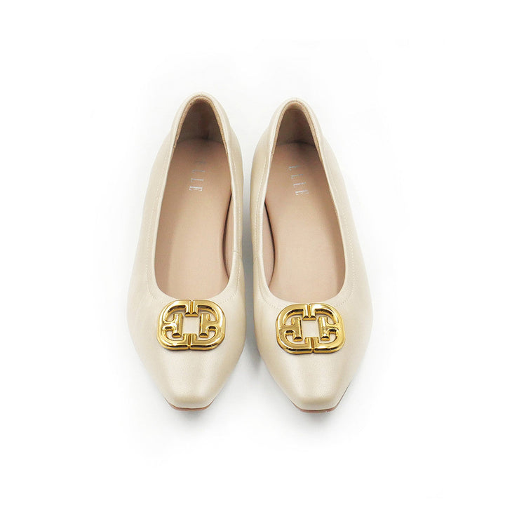 ELLE SHOES รองเท้าหุ้มส้นหัวมน หนังแกะแท้ แต่งโลโก้สีทอง มีให้เลือก 3 สี รุ่น- ELBL002 ICCSHOPPING