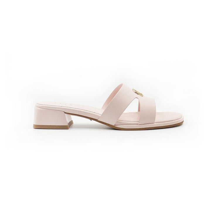 ELLE SHOES  รองเท้าแบบสวม- SANDELS  ส้น 1.5 นิ้ว แต่งโลโก้สีทอง มีให้เลือก 3 สี รุ่น- ELSM001 ICCSHOPPING