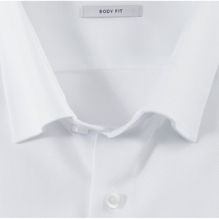 OLYMP Level five Shirt เสื้อเชิ้ตผู้ชายแขนยาว ทรงพอดีตัว สีขาว ยืดหยุ่นได้ดี (03T1WH) WINT25 ICCSHOPPING