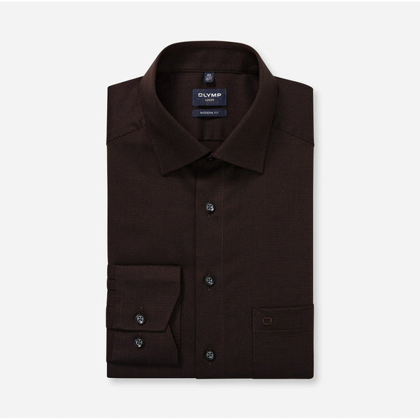 OLYMP LUXOR Shirt เสื้อเชิ้ตผู้ชายแขนยาว ทรงหลวม สีน้ำตาล ผ้าเท็กเจอร์ รีดง่าย ยับยาก (101T2BR) WINT25 ICCSHOPPING